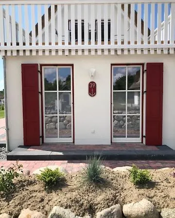 5 Sterne - Ferienhaus Klar Zum Einschiffen * Parow